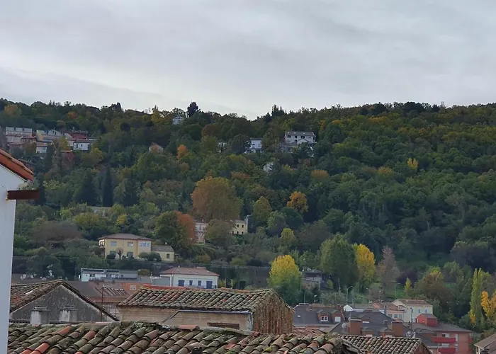 Bosque De Sauces 아파트 *